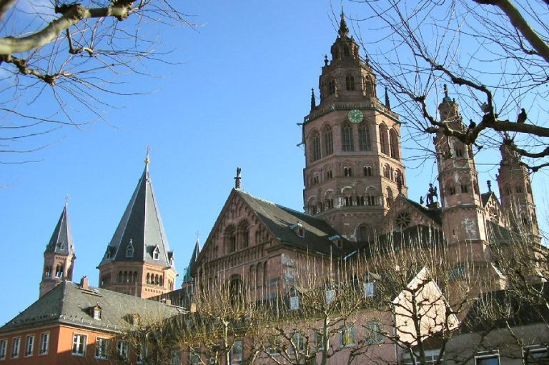 Persus Personal Gmbh - Niederlassung Neu-isenburg www.persus.de